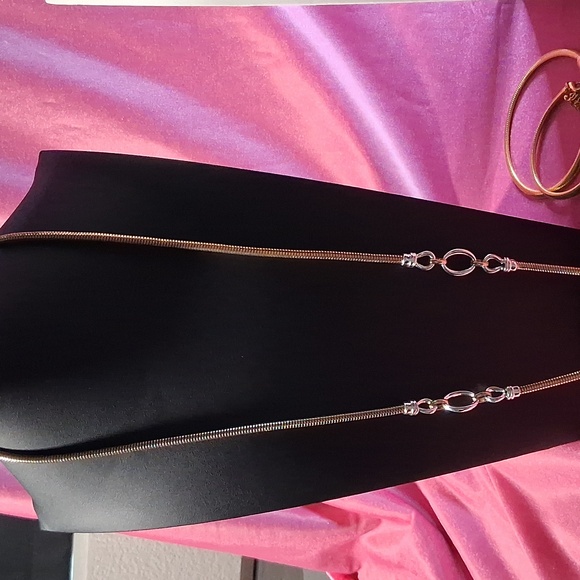 Quality Goldtone Jewelry Lot - Picture 5 of 9